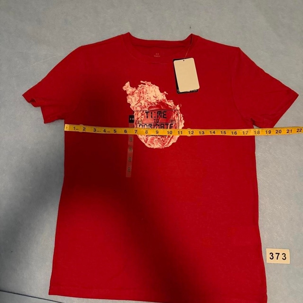 Boy's Youth Underarmour Tshirt NWT Size Large